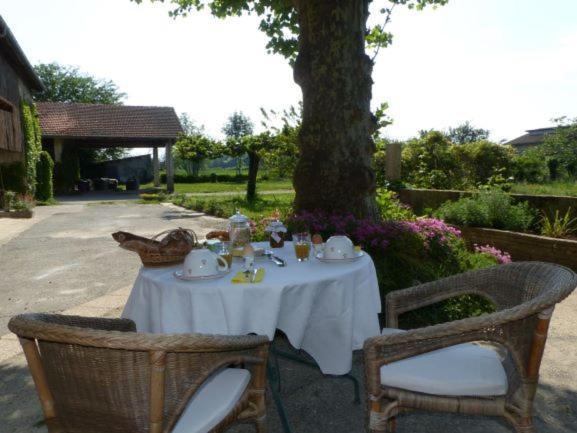 La Ferme De Chaleyre Bed & Breakfast Romans-sur-Isere Exterior photo